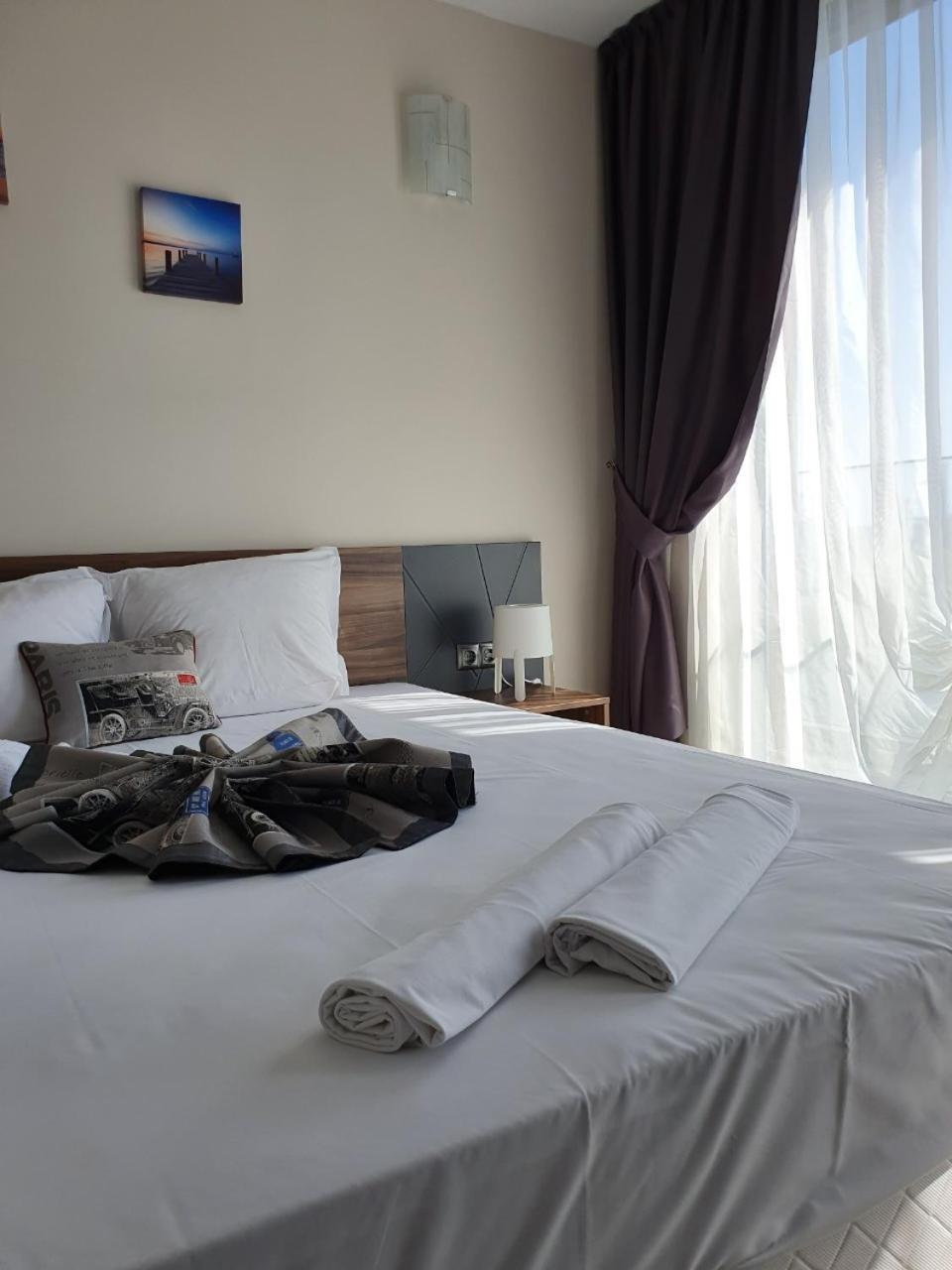 Family Hotel Novel City Burgas Room photo