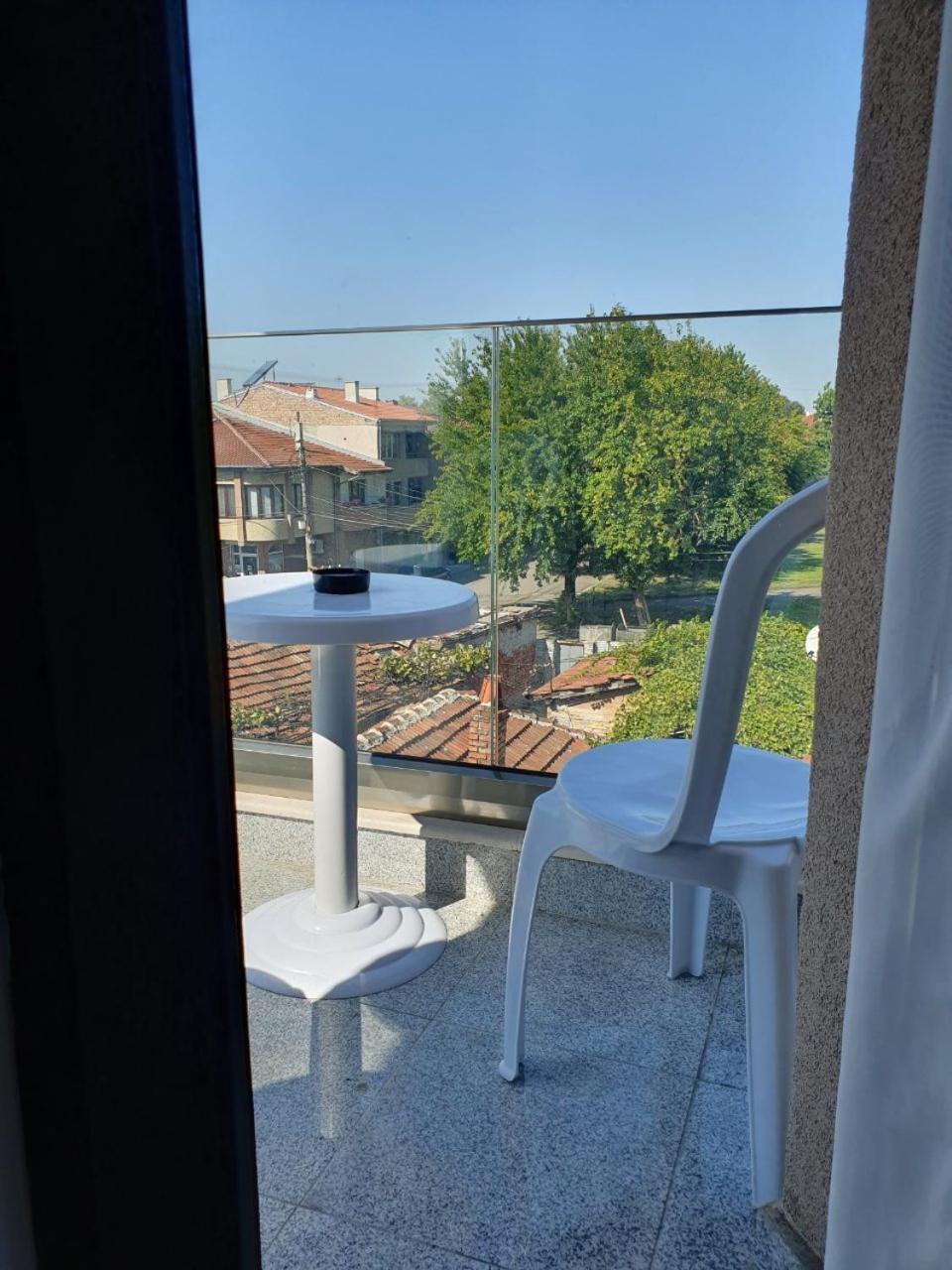 Family Hotel Novel City Burgas Room photo
